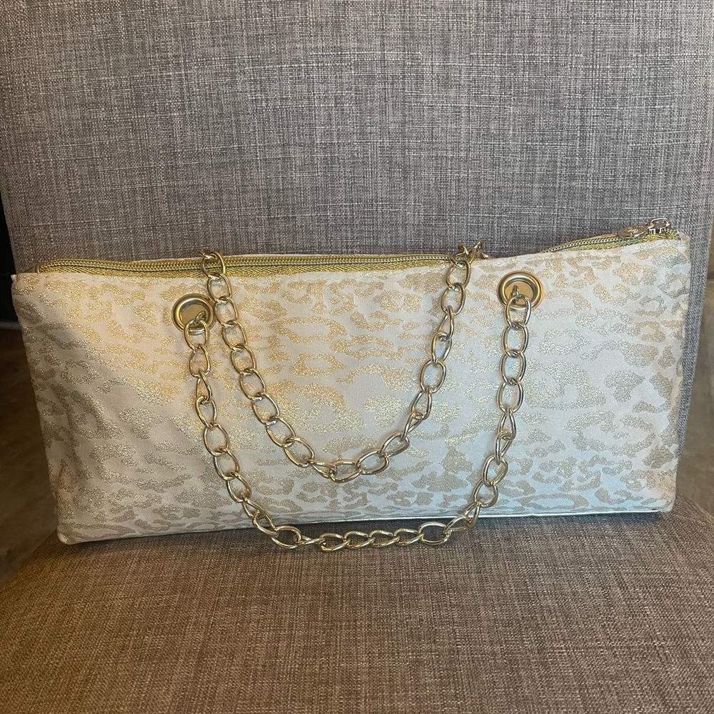 Gold Insulated Wine Bag with Chain - Picture 2 of 7